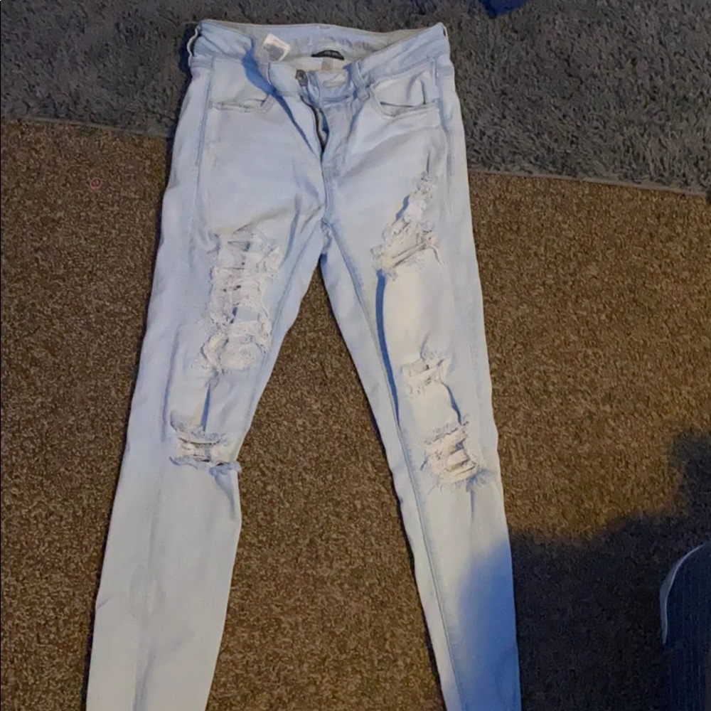 American eagle Ripped jeans